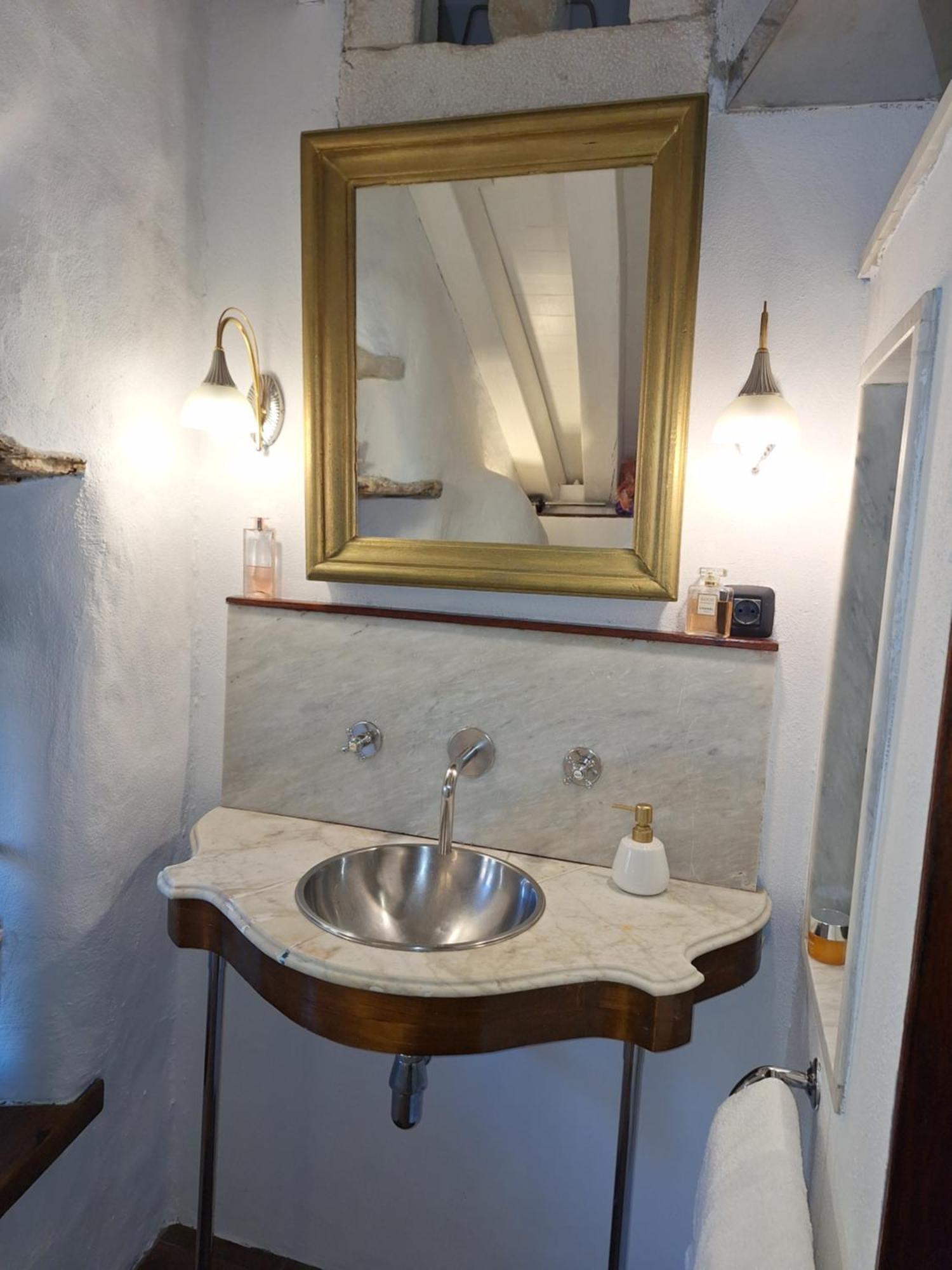 Apartment George Stari Grad  Eksteriør bilde
